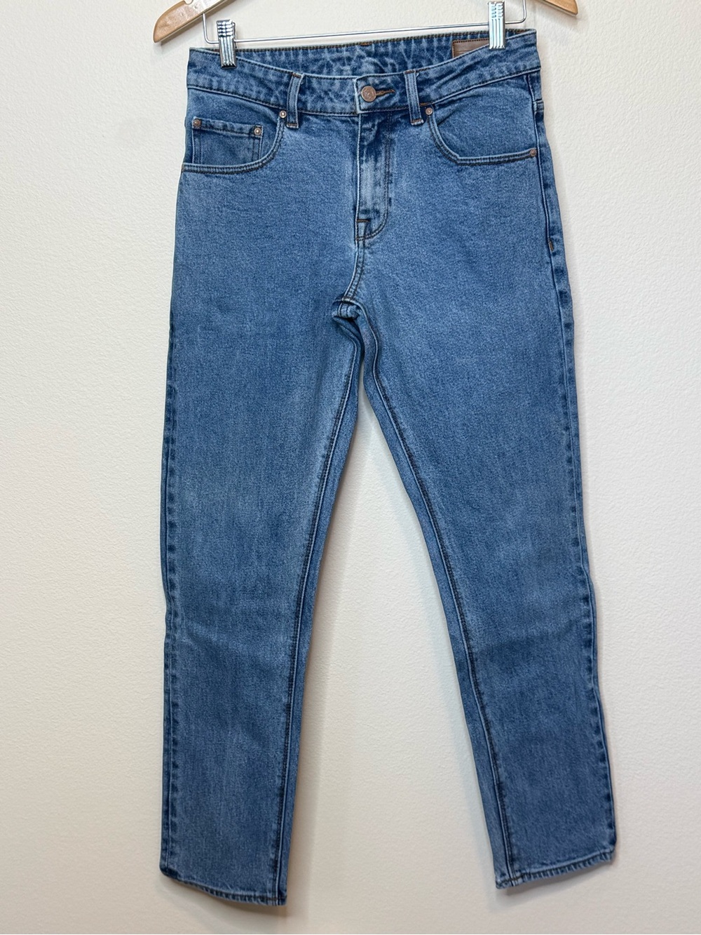 ASOS Slim Men's Jeans in Medium Blue Wash 30X30
